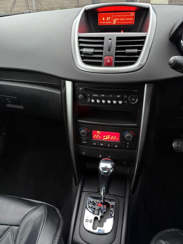 Used Peugeot 207 CC 2010 for sale - 76167518: Photo 21