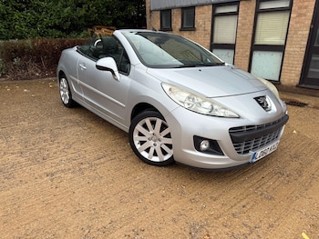 Used Peugeot 207 CC 2010 for sale - 76167518: Photo