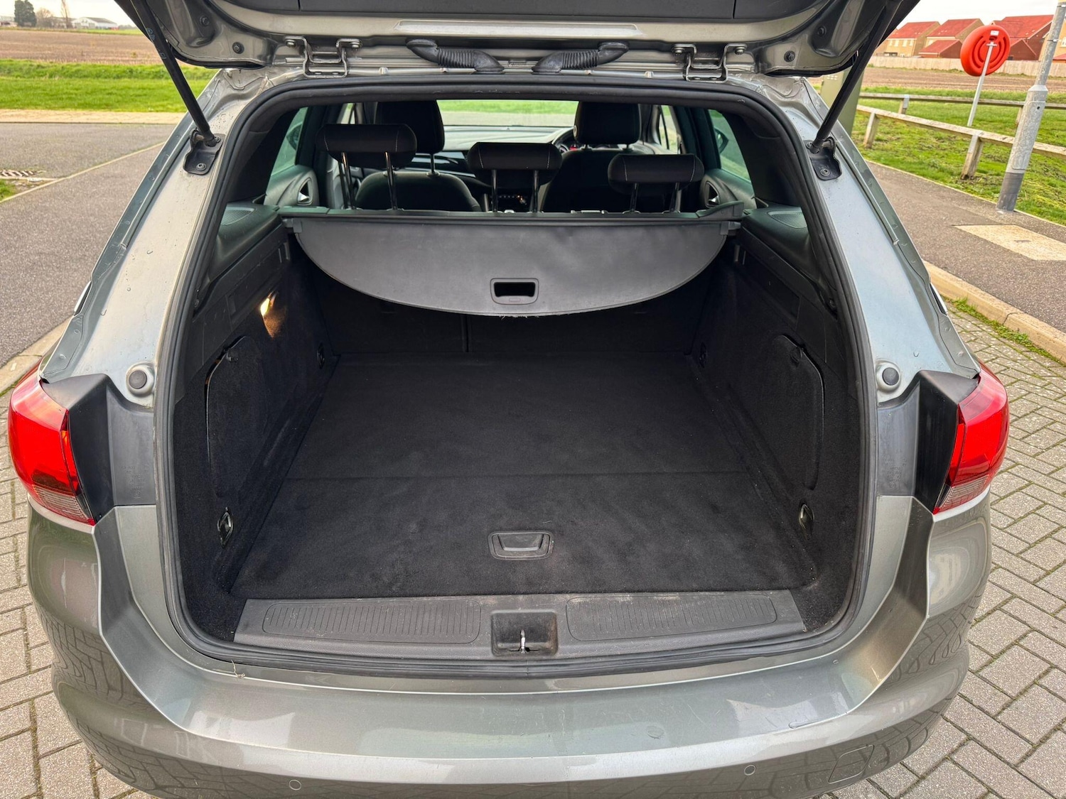 Used Vauxhall Astra 2017 for sale - 76913558: Photo 26