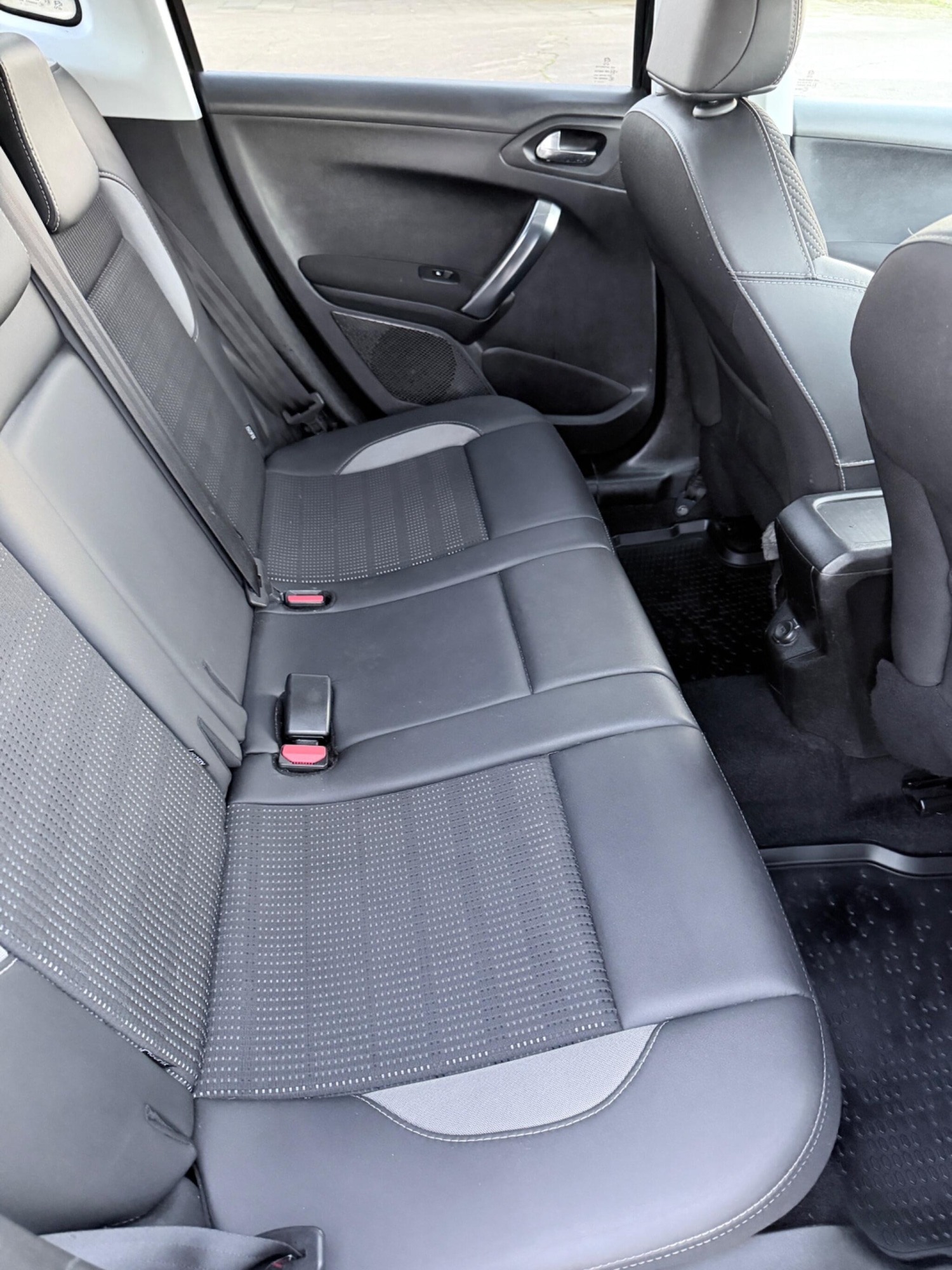 Used Peugeot 2008 2017 for sale - 77637862: Photo 11