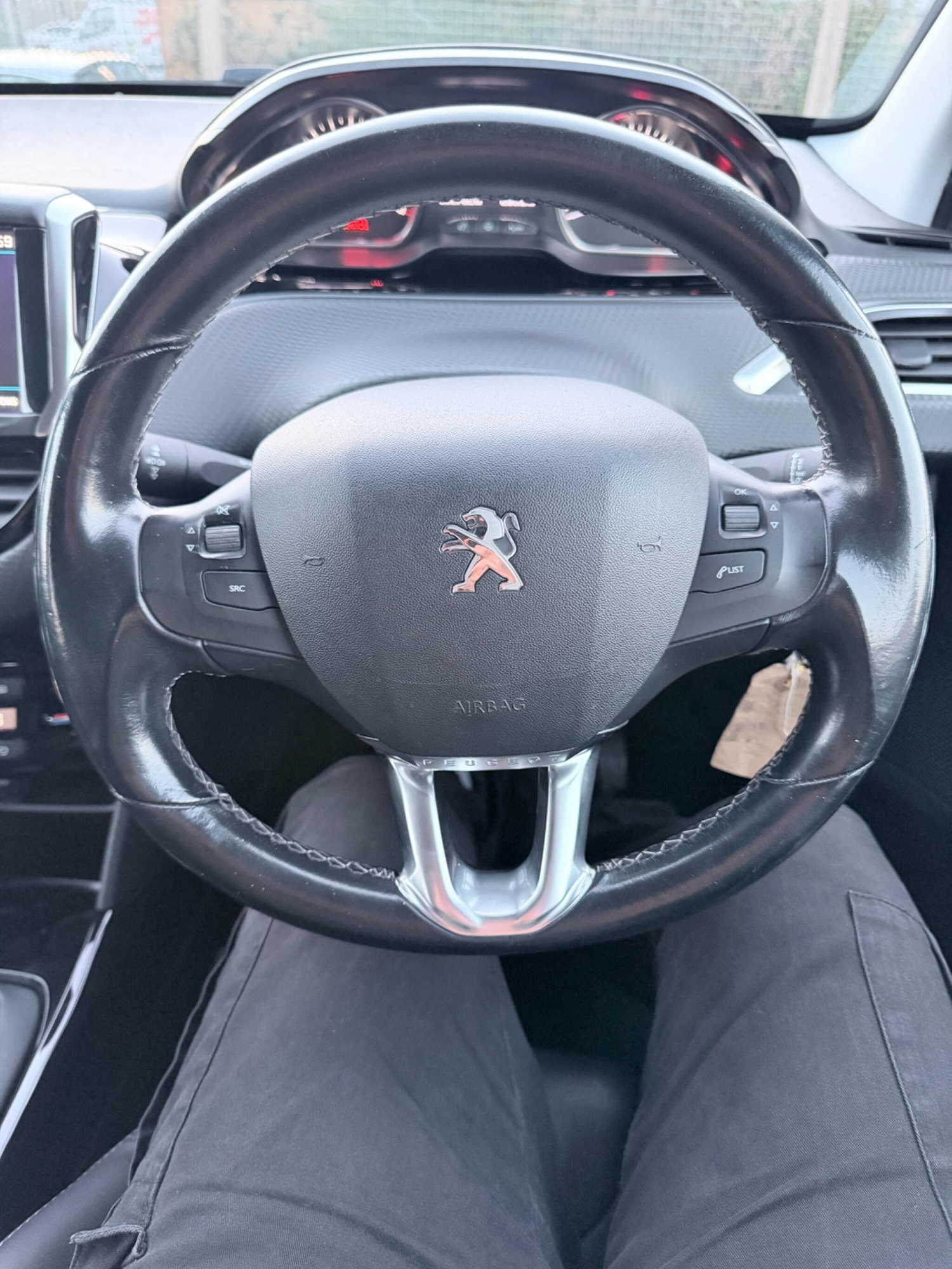 Used Peugeot 2008 2017 for sale - 77637862: Photo 20