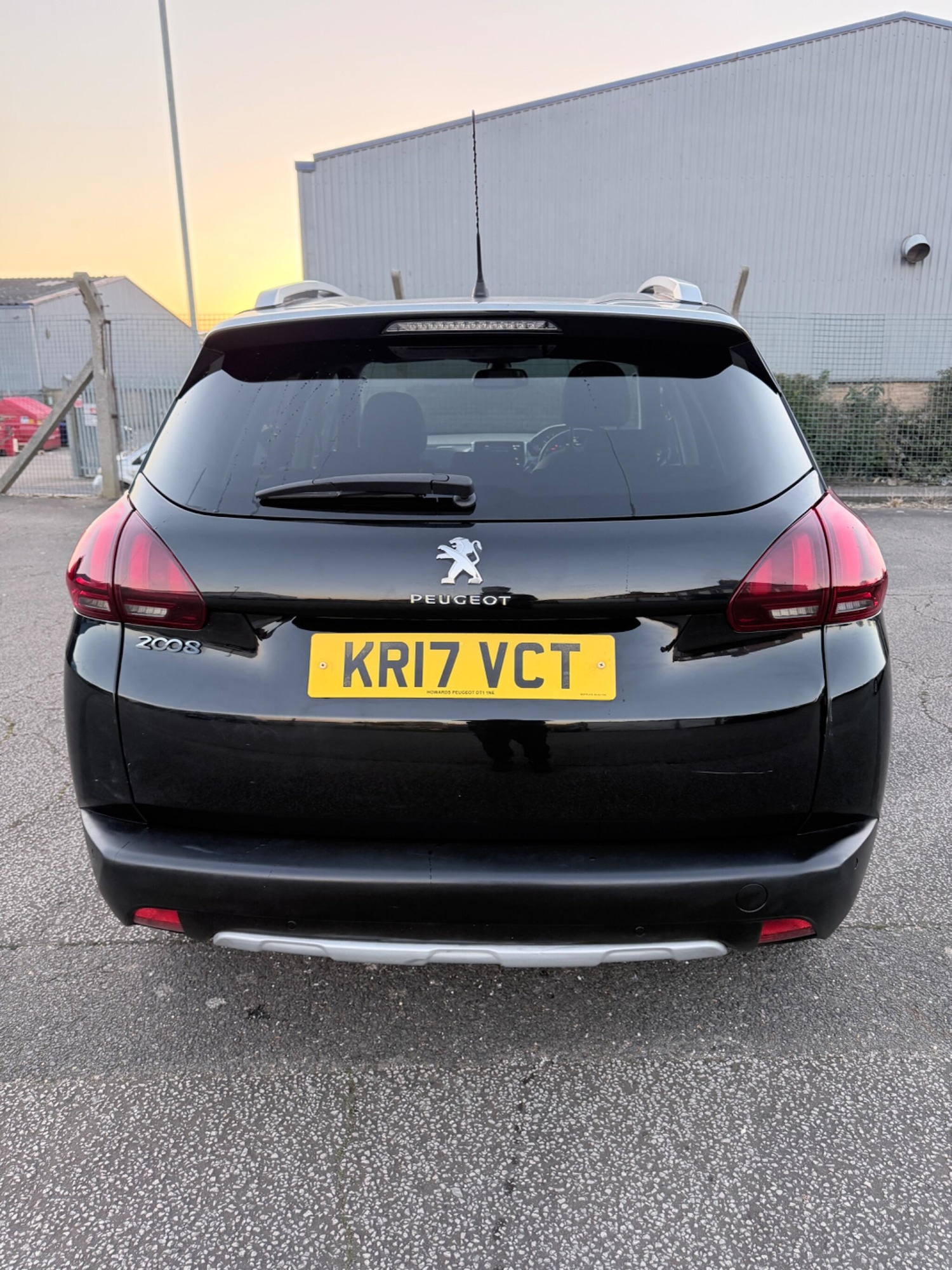 Used Peugeot 2008 2017 for sale - 77637862: Photo 8