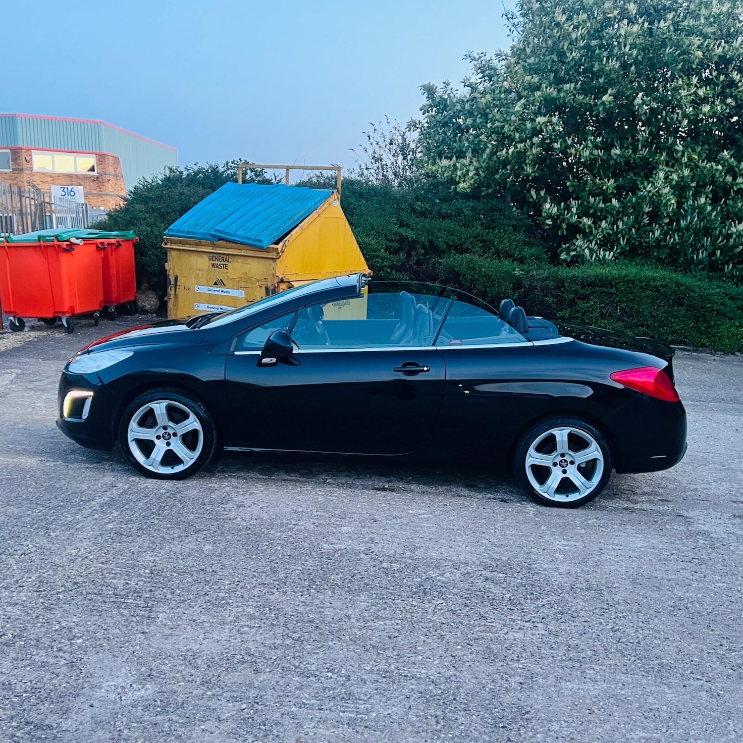 Used Peugeot 308 2014 for sale - 78157924: Photo 21