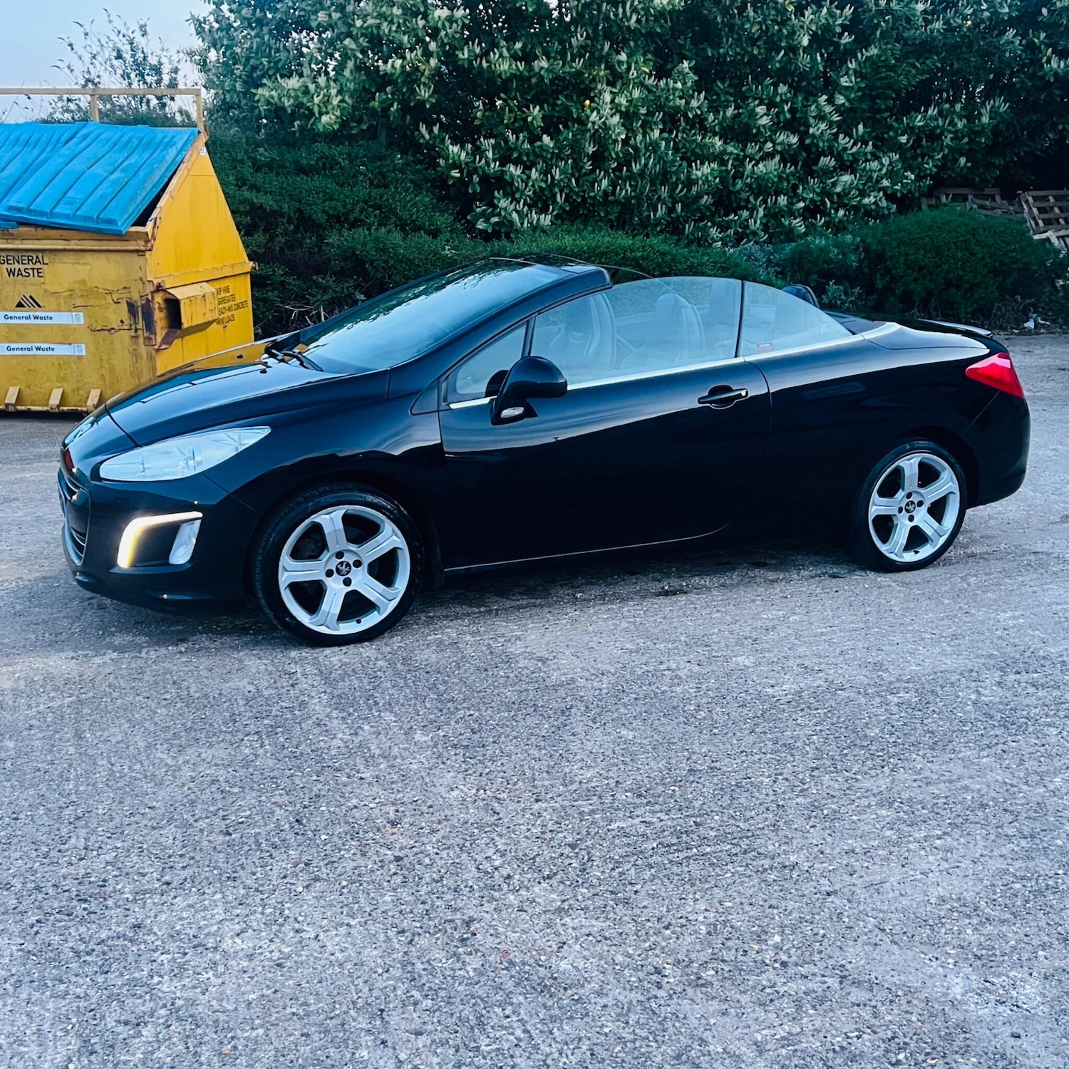 Used Peugeot 308 2014 for sale - 78157924: Photo 24