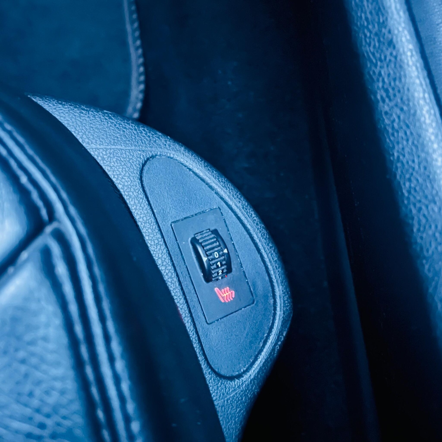 Used Peugeot 308 2014 for sale - 78157924: Photo 25