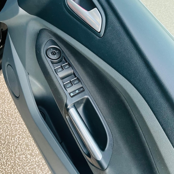 Used Ford C-Max 2015 for sale - 76214956: Photo 18