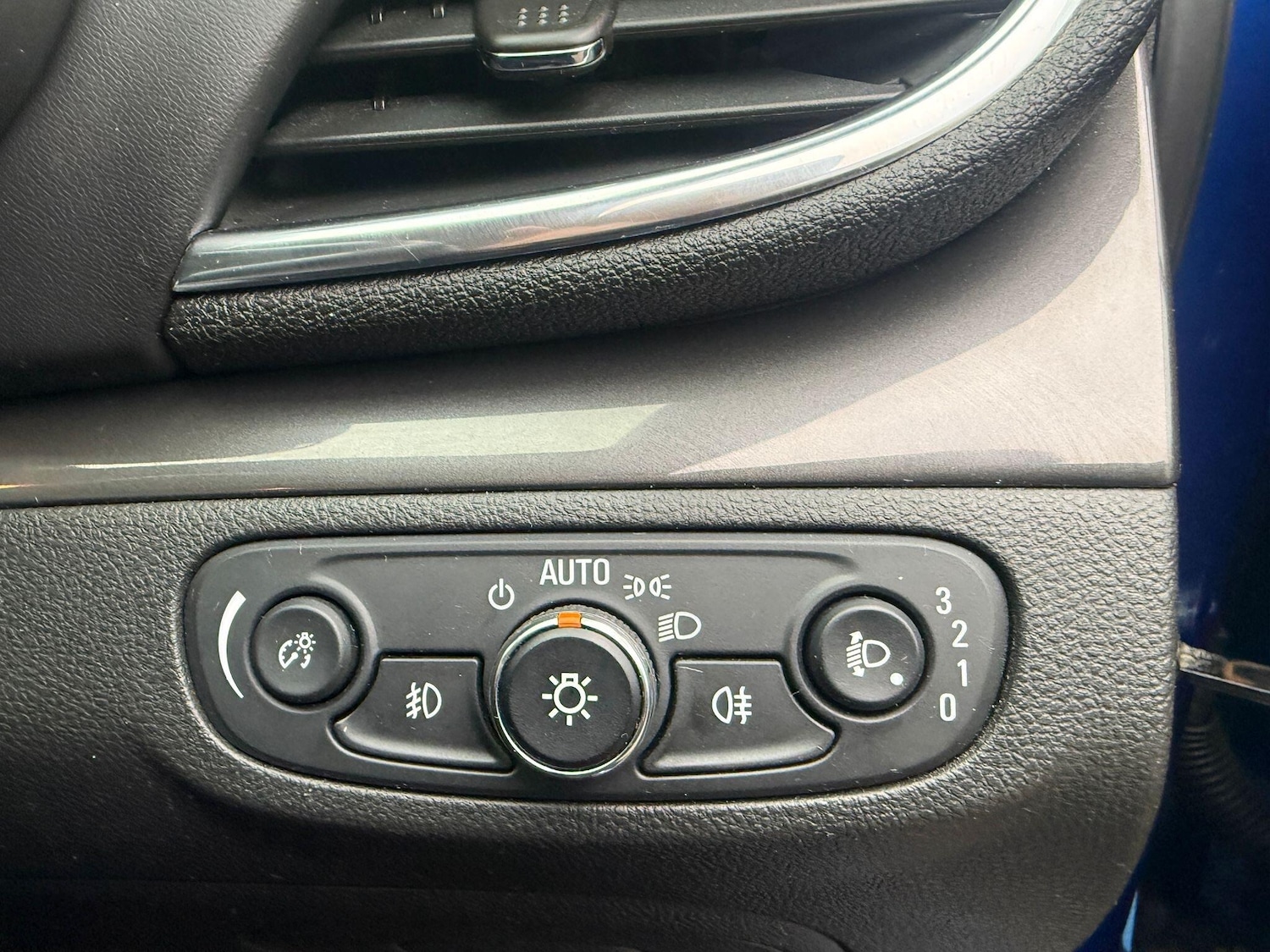 Used Vauxhall Mokka X 2017 for sale - 77203327: Photo 10