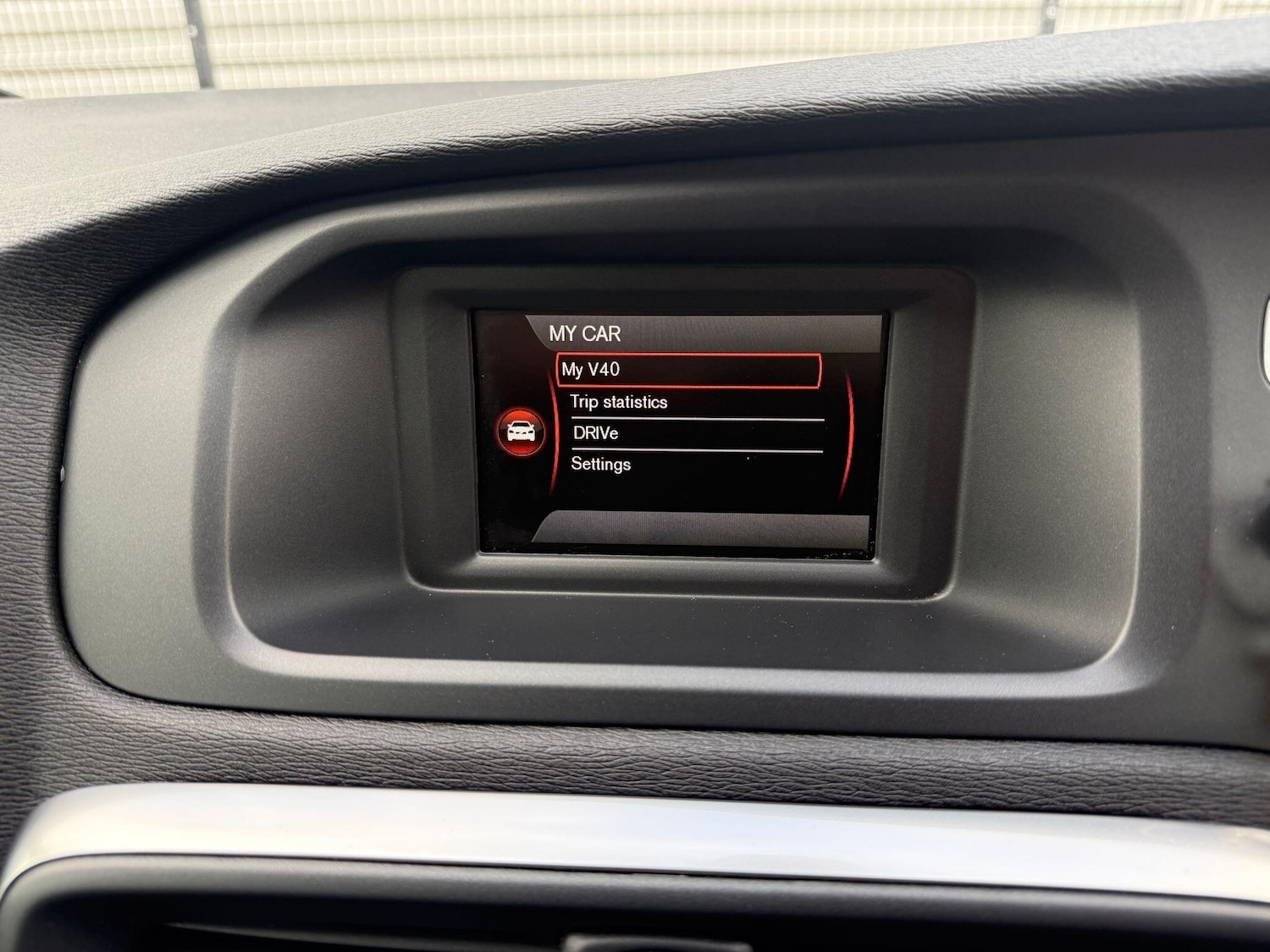 Used Volvo V40 2014 for sale - 76644627: Photo 5