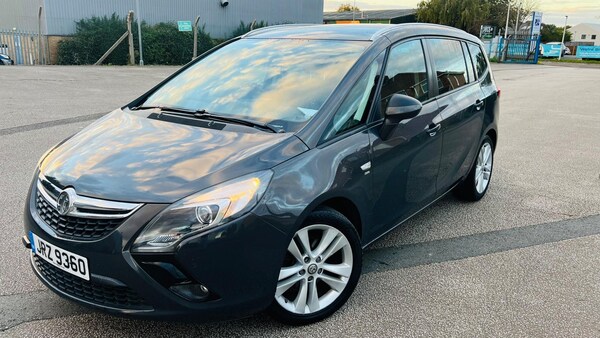 Used Vauxhall Zafira Tourer 2015 for sale - 74409825: Photo 9