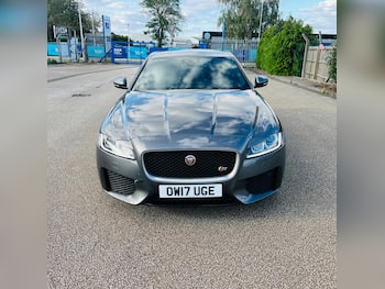 Used Jaguar XF 2017 for sale - 79688385: Photo