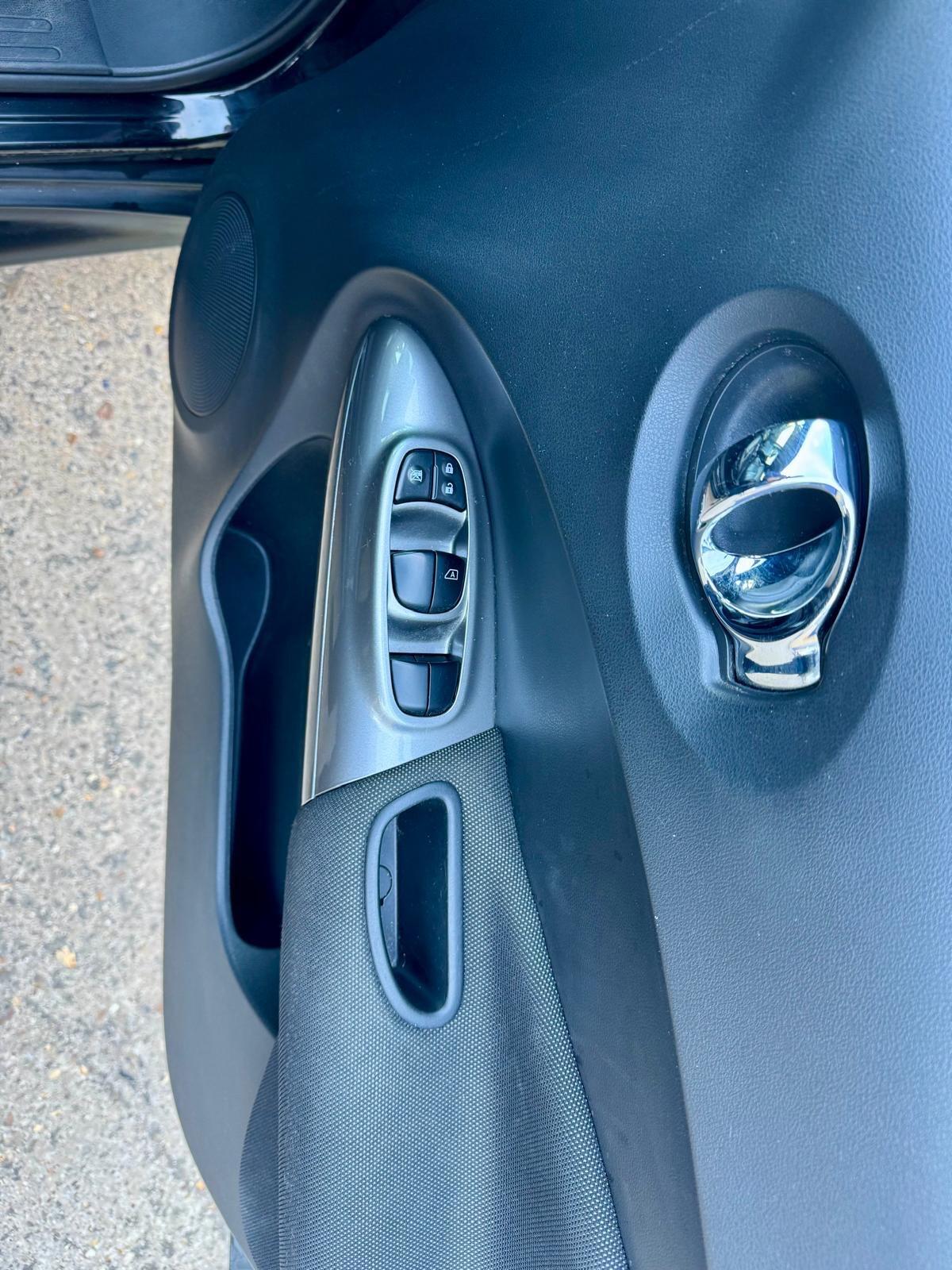 Used Nissan Juke 2011 for sale - 76689594: Photo 15