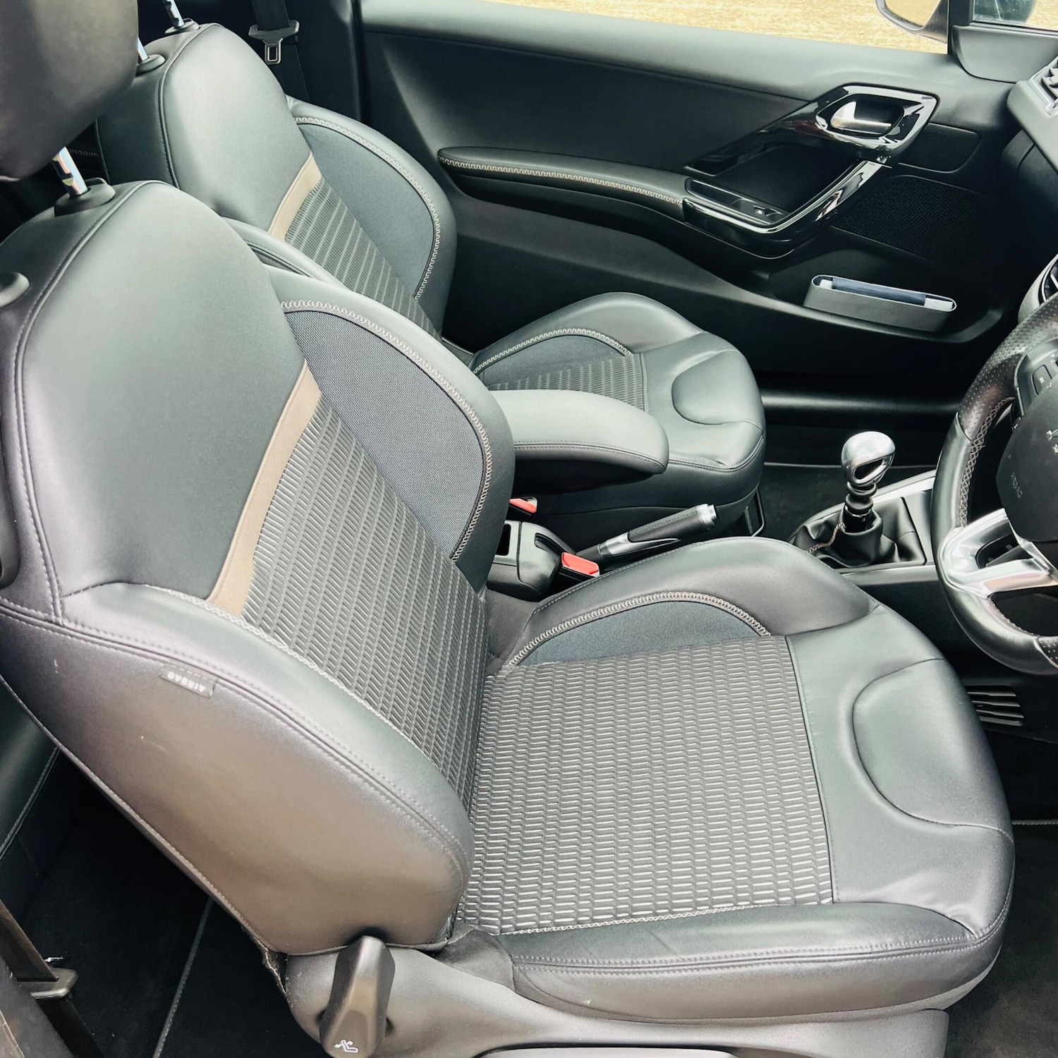 Used Peugeot 208 for sale - 78141424: Photo 10