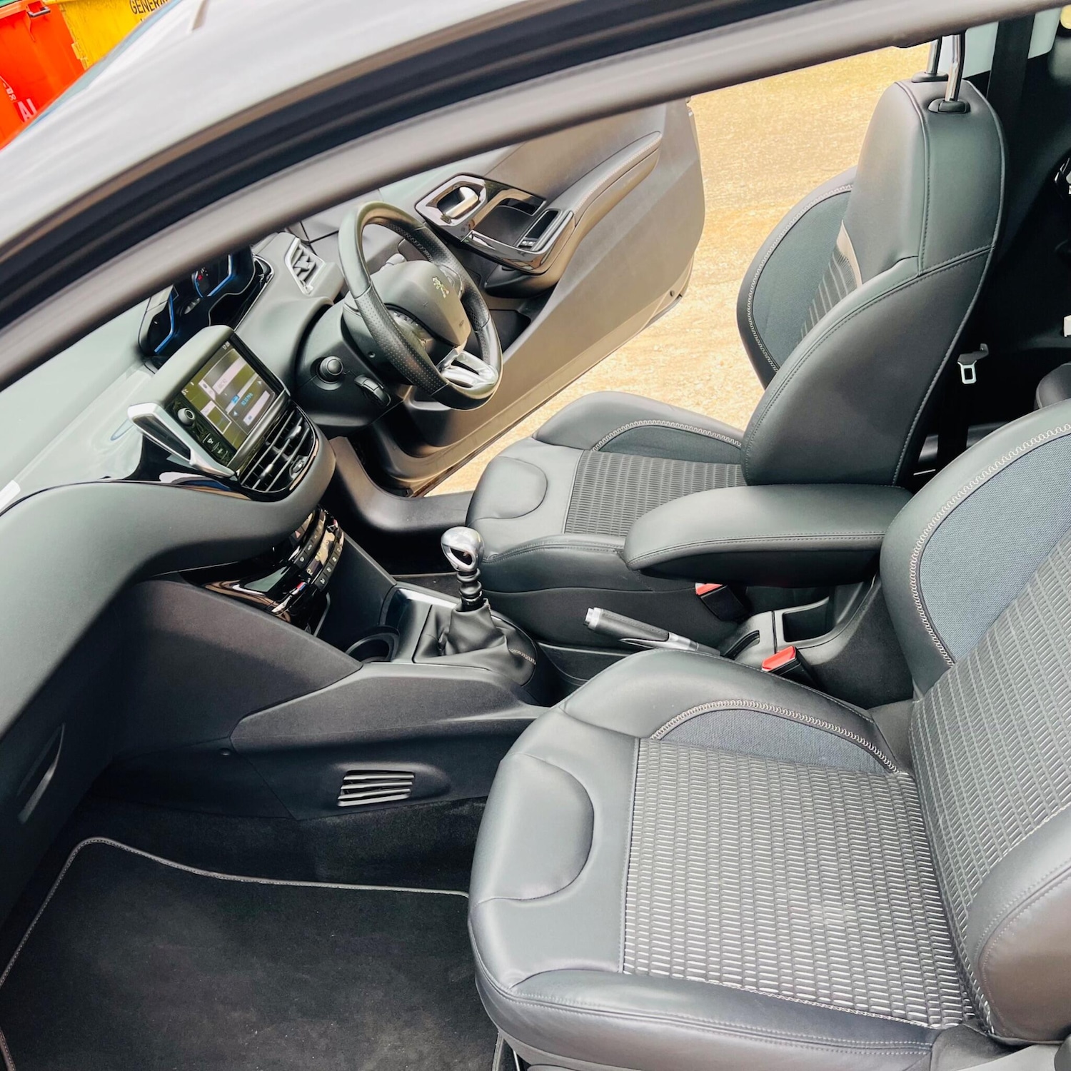 Used Peugeot 208 for sale - 78141424: Photo 13