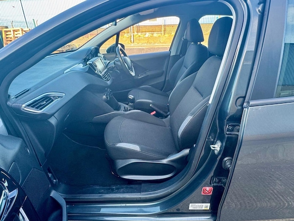 Used Peugeot 208 2016 for sale - 74750992: Photo 25