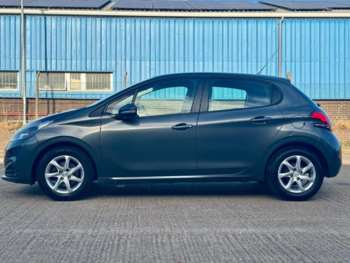 Used Peugeot 208 2016 for sale - 74750992: Photo