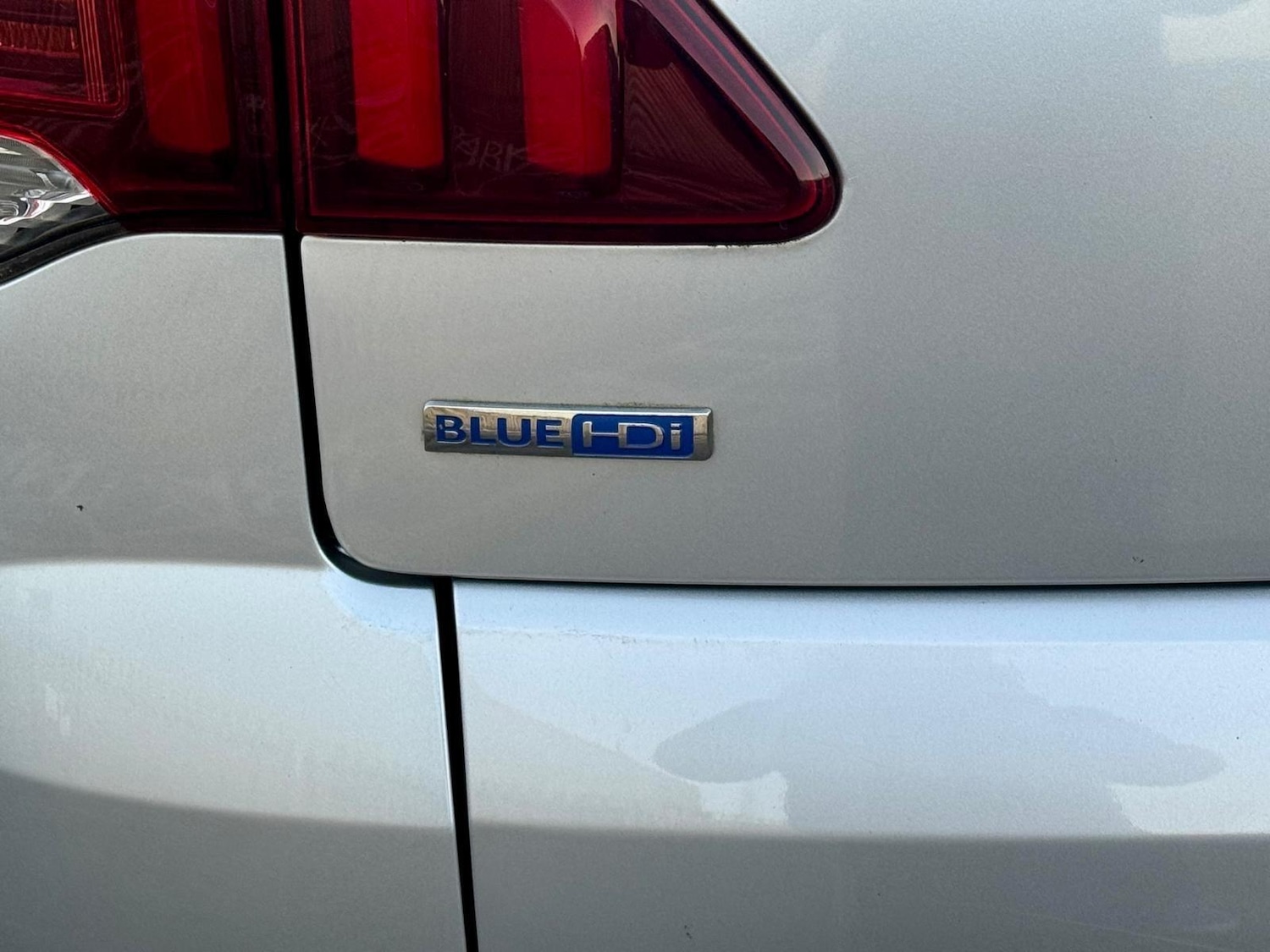 Used Peugeot 3008 2016 for sale - 76689591: Photo 11