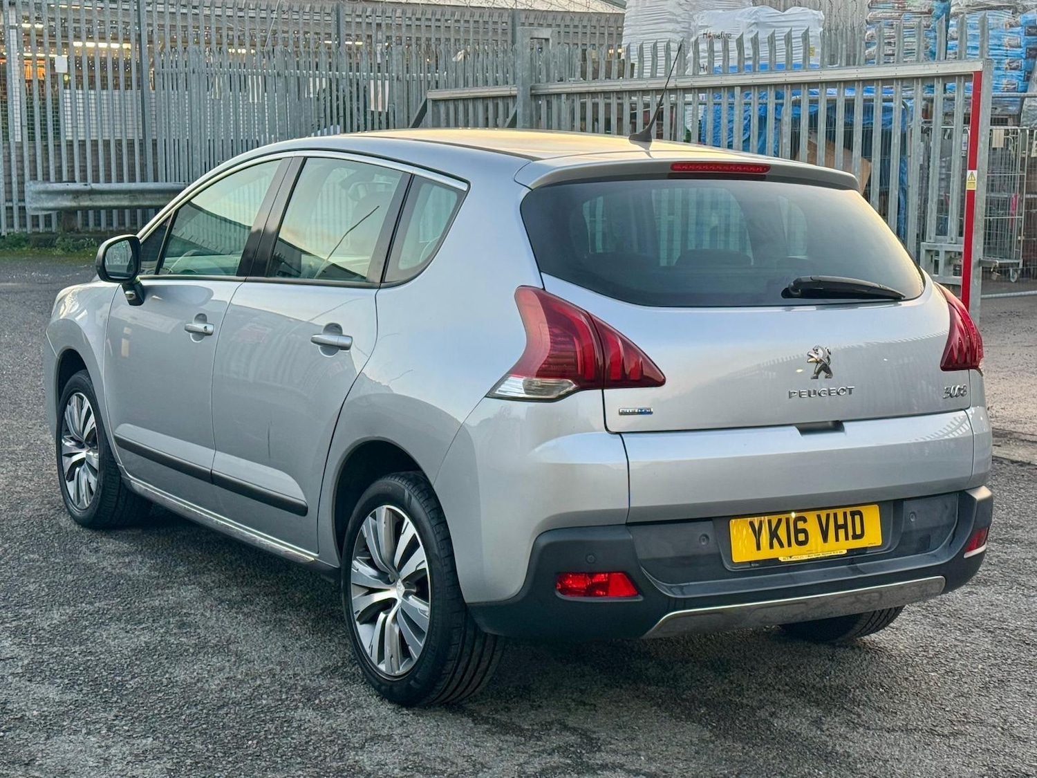 Used Peugeot 3008 2016 for sale - 76689591: Photo 15