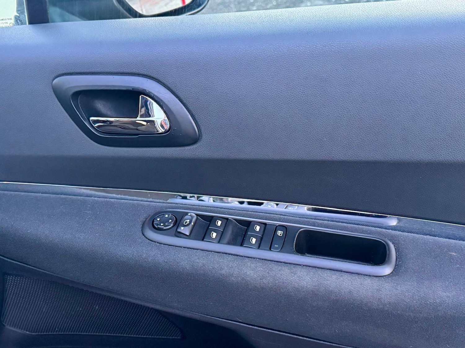 Used Peugeot 3008 2016 for sale - 76689591: Photo 16