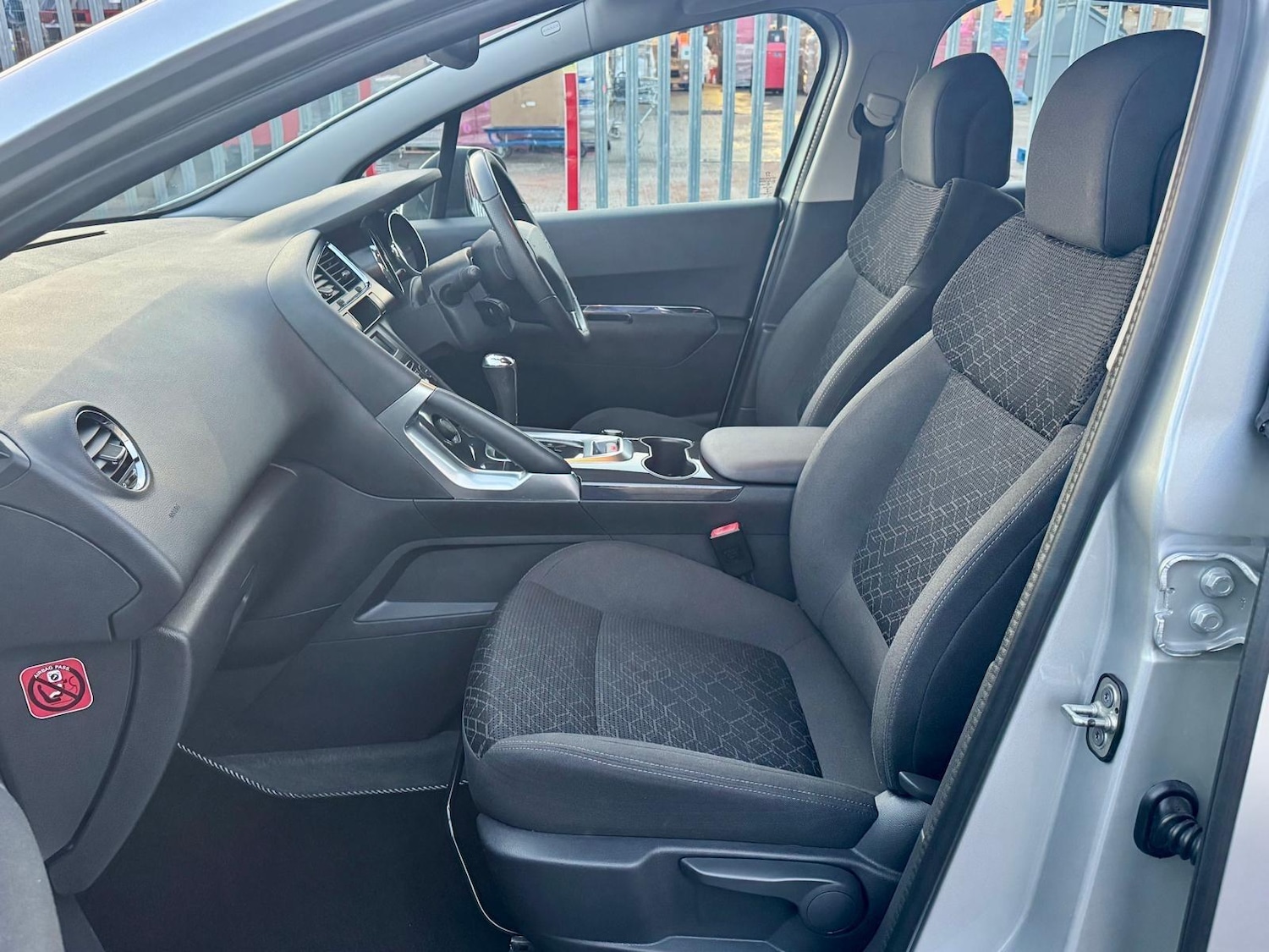 Used Peugeot 3008 2016 for sale - 76689591: Photo 20