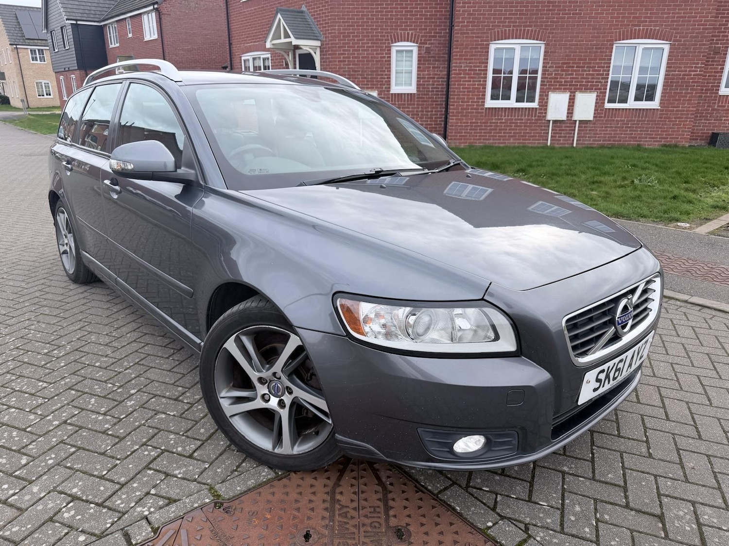 Used Volvo V50 2012 for sale - 77724216: Photo 1