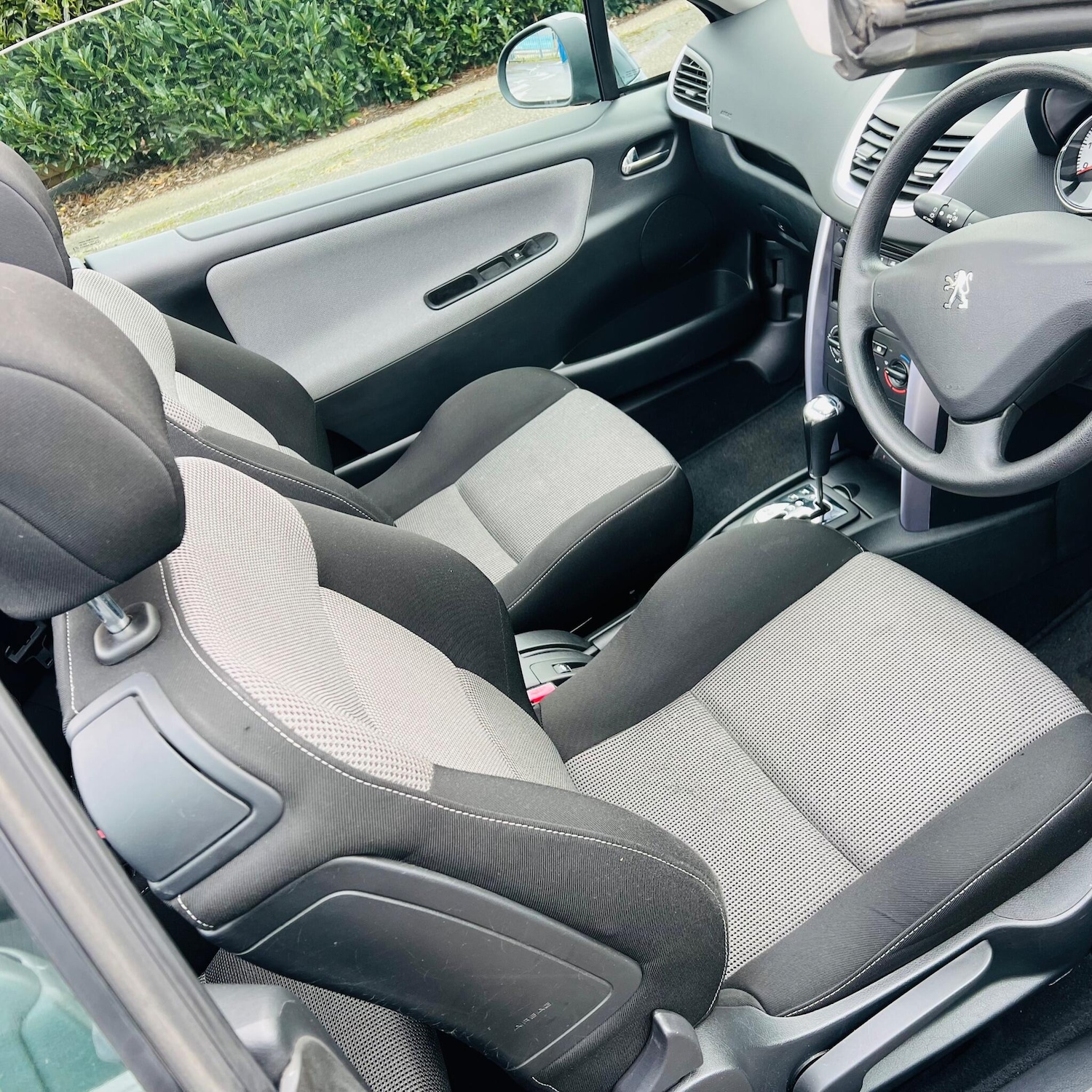 Used Peugeot 207 2007 for sale - 78047683: Photo 11