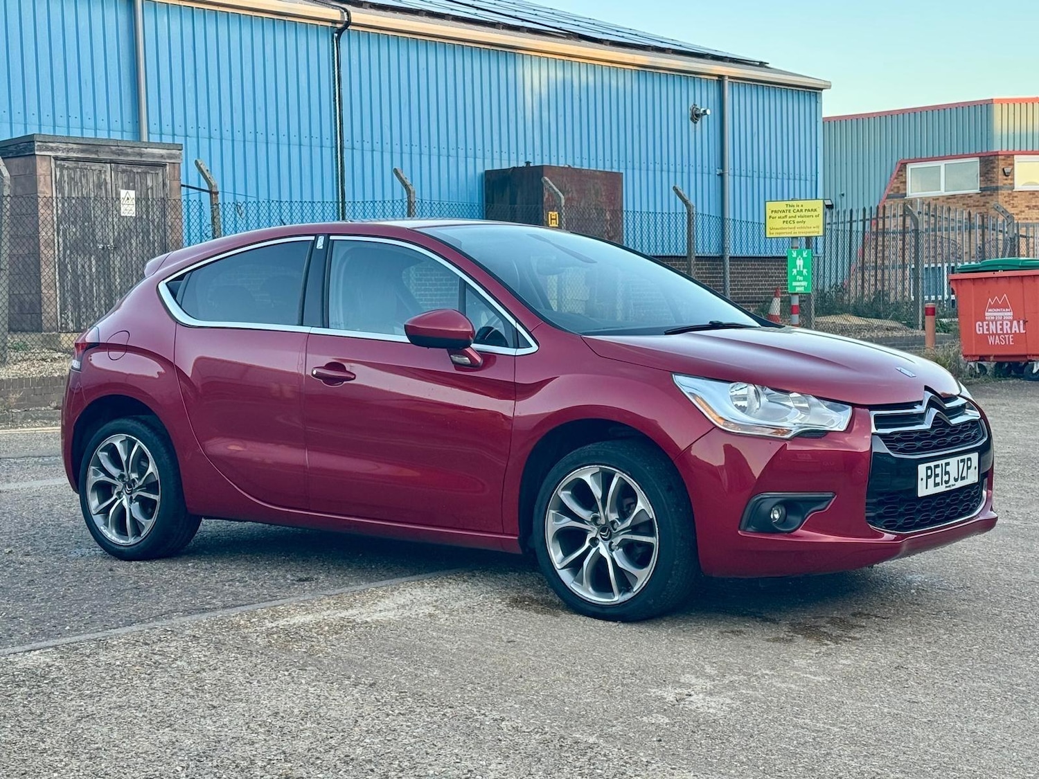 Used Citroen DS4 2015 for sale - 76988544: Photo 14