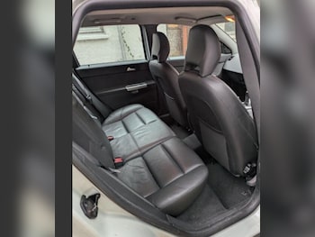 Used Volvo V50 2012 for sale - 76440583: Photo