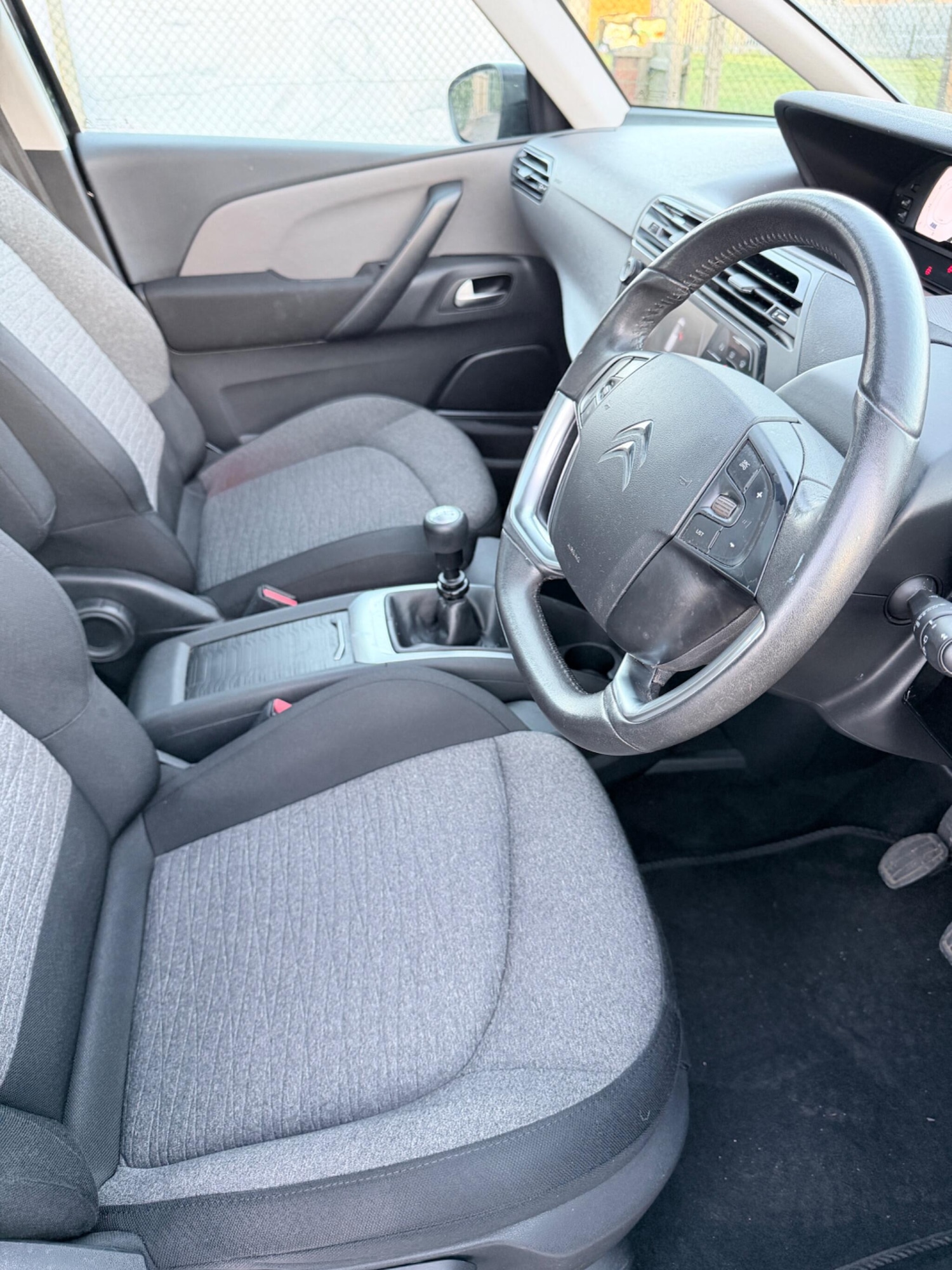 Used Citroen C4 Picasso 2016 for sale - 77940766: Photo 15