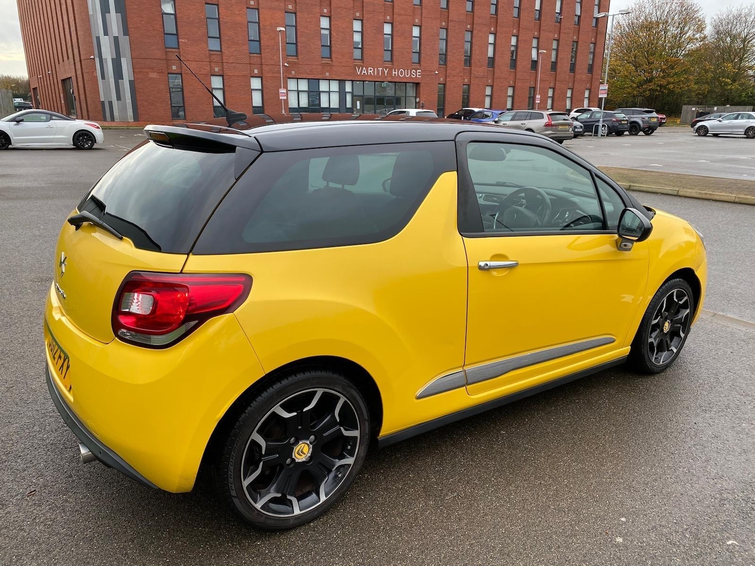 Used Citroen DS3 2012 for sale - 76700751: Photo 4