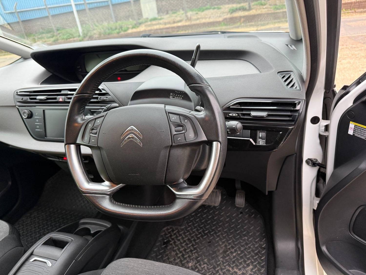 Used Citroen C4 Grand Picasso 2018 for sale - 76995667: Photo 14