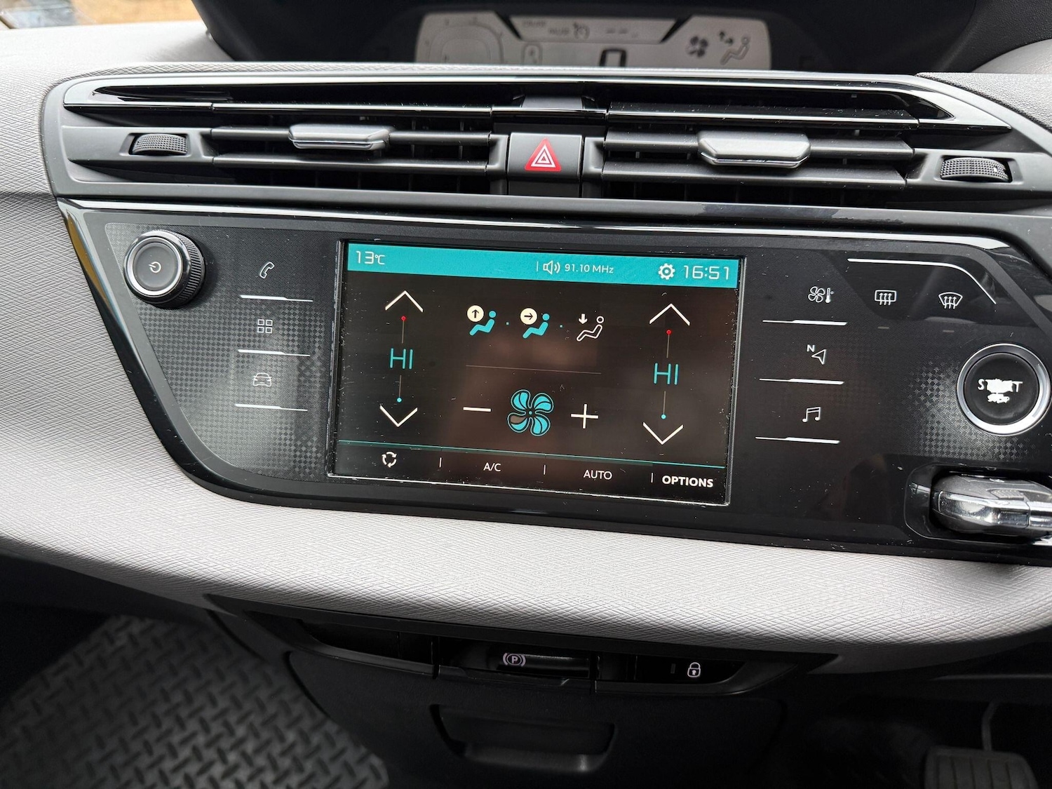 Used Citroen C4 Grand Picasso 2018 for sale - 76995667: Photo 20