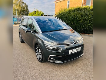 Used Citroen Grand C4 Picasso 2017 for sale - 79756458: Photo