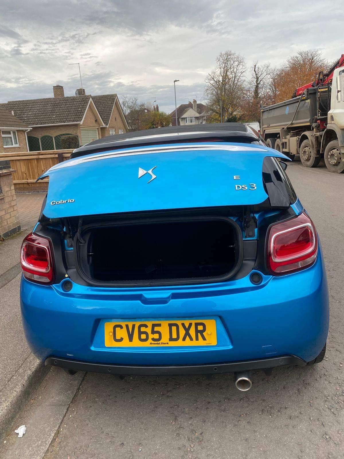 Used DS Automobiles DS 3 Cabrio 2015 for sale - 76499487: Photo 15