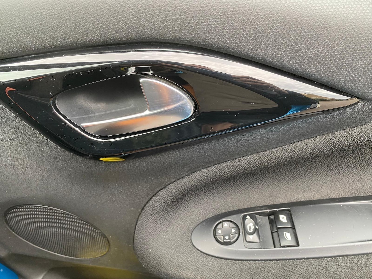 Used DS Automobiles DS 3 Cabrio 2015 for sale - 76499487: Photo 18