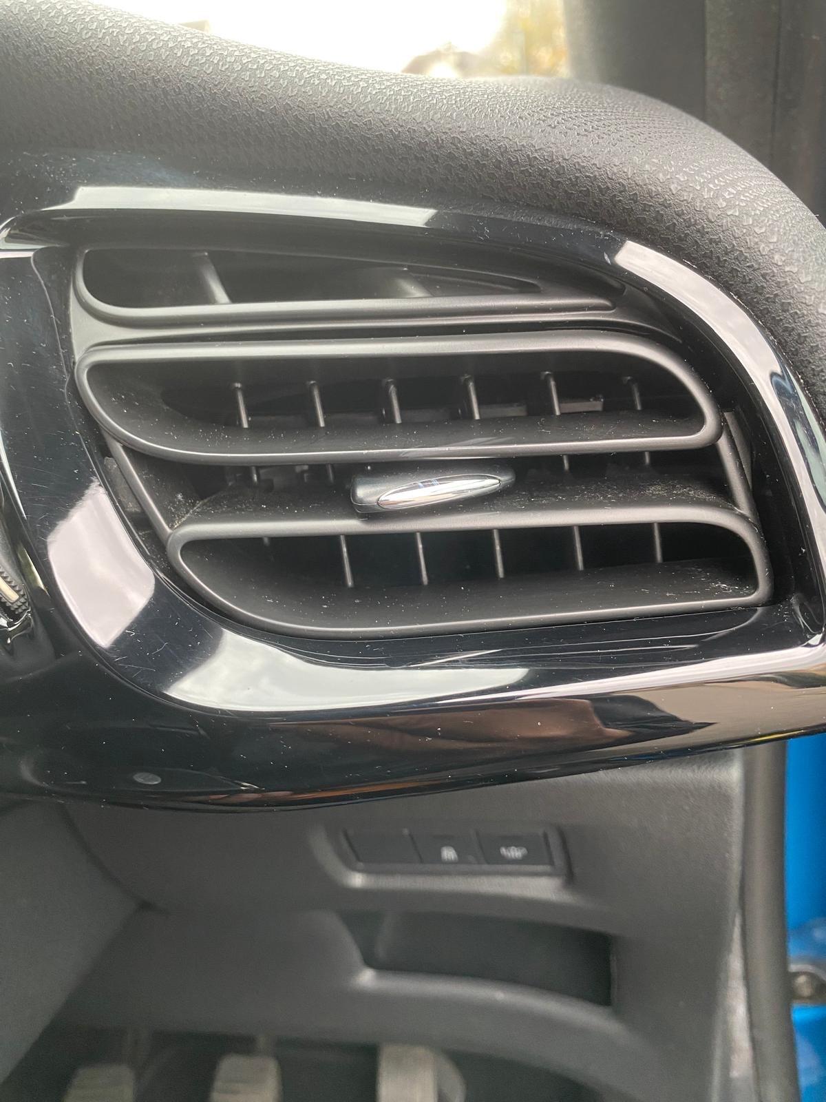 Used DS Automobiles DS 3 Cabrio 2015 for sale - 76499487: Photo 9