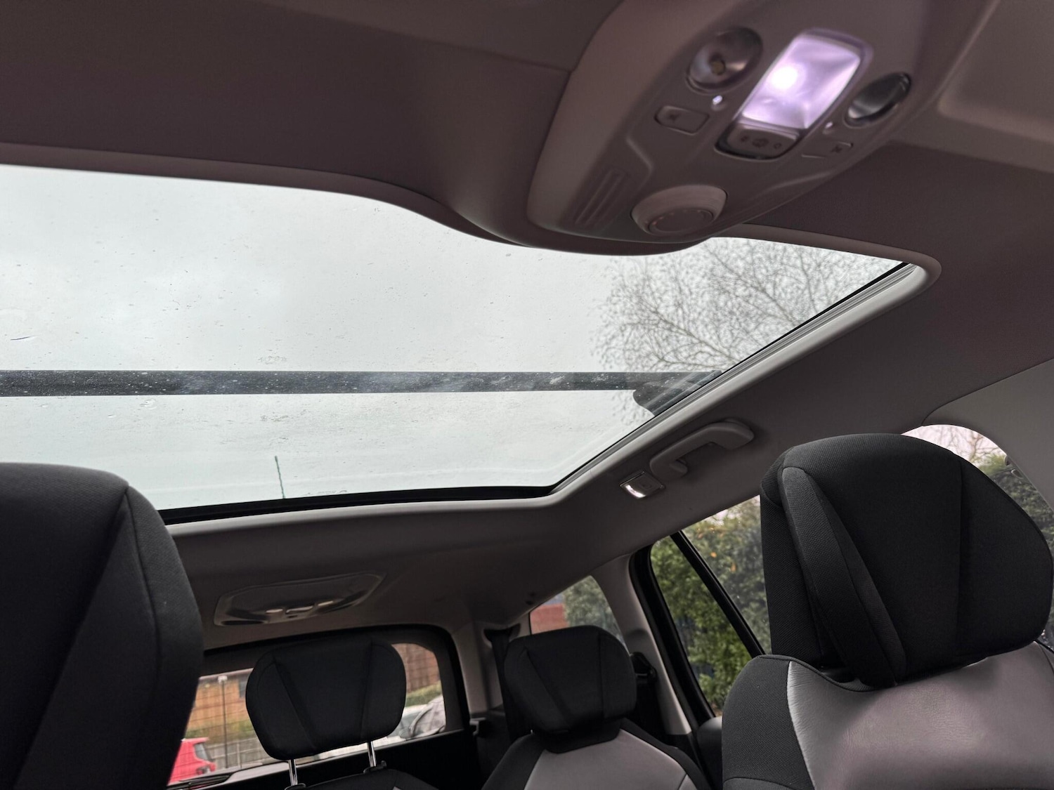 Used Citroen Grand C4 Picasso 2015 for sale - 77793617: Photo 25