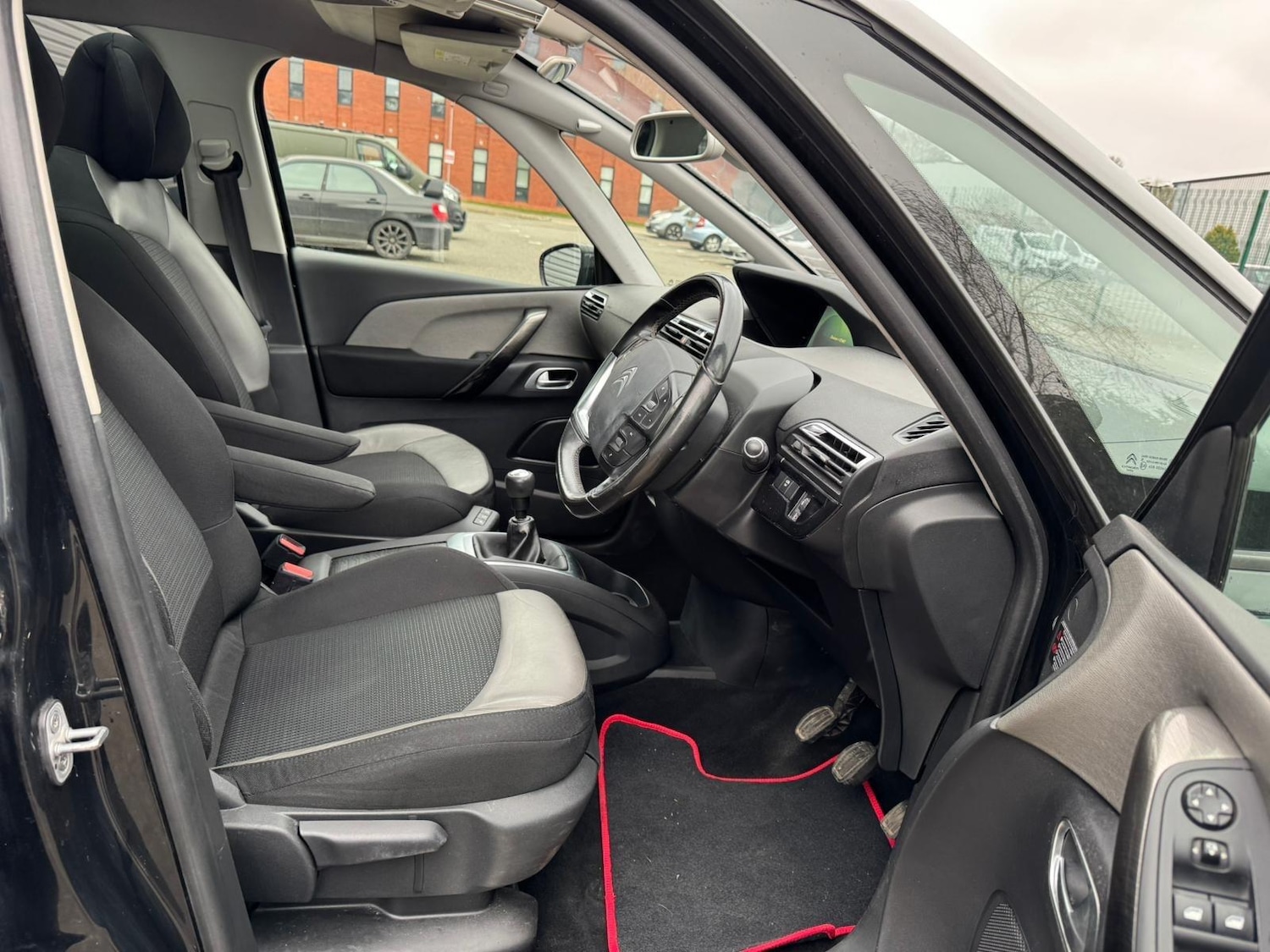 Used Citroen Grand C4 Picasso 2015 for sale - 77793617: Photo 3