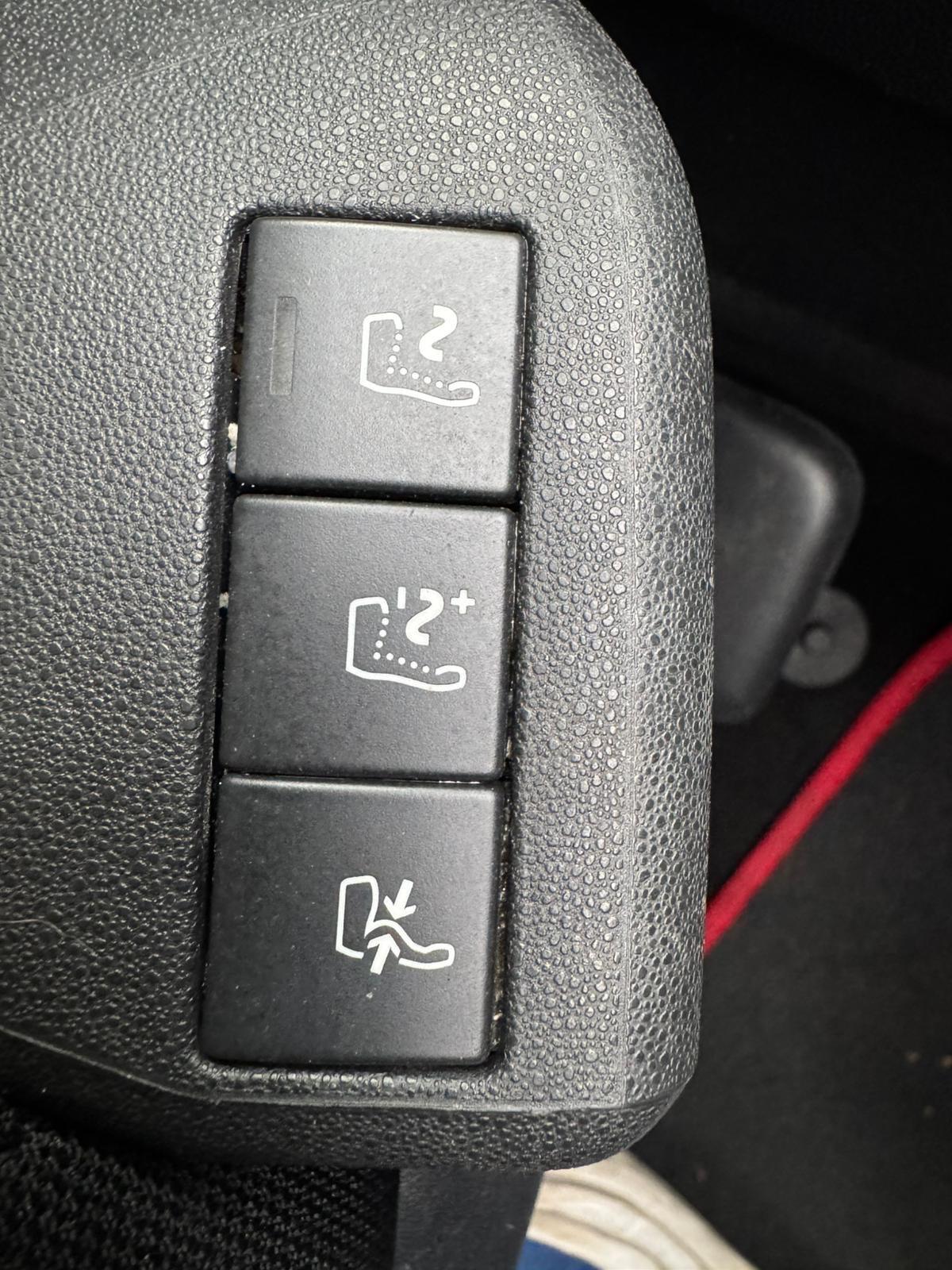 Used Citroen Grand C4 Picasso 2015 for sale - 77793617: Photo 35