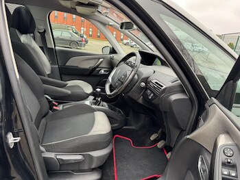 Used Citroen Grand C4 Picasso 2015 for sale - 77793617: Photo