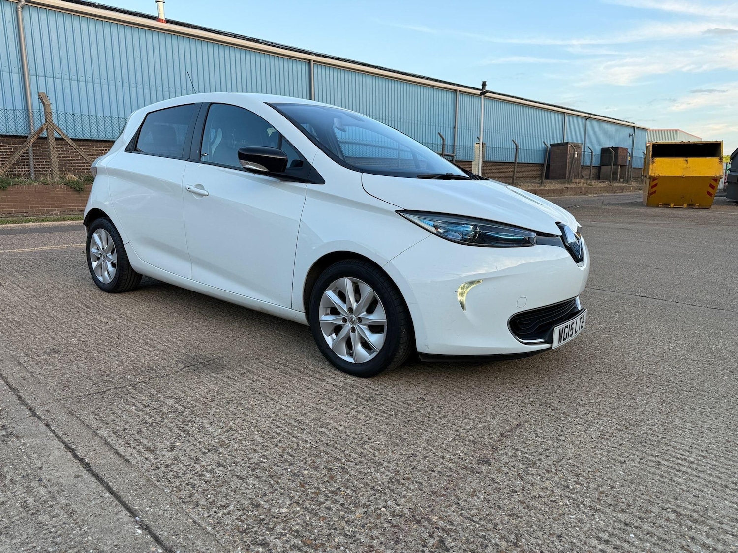Used Renault Zoe for sale - 76538974: Photo 1