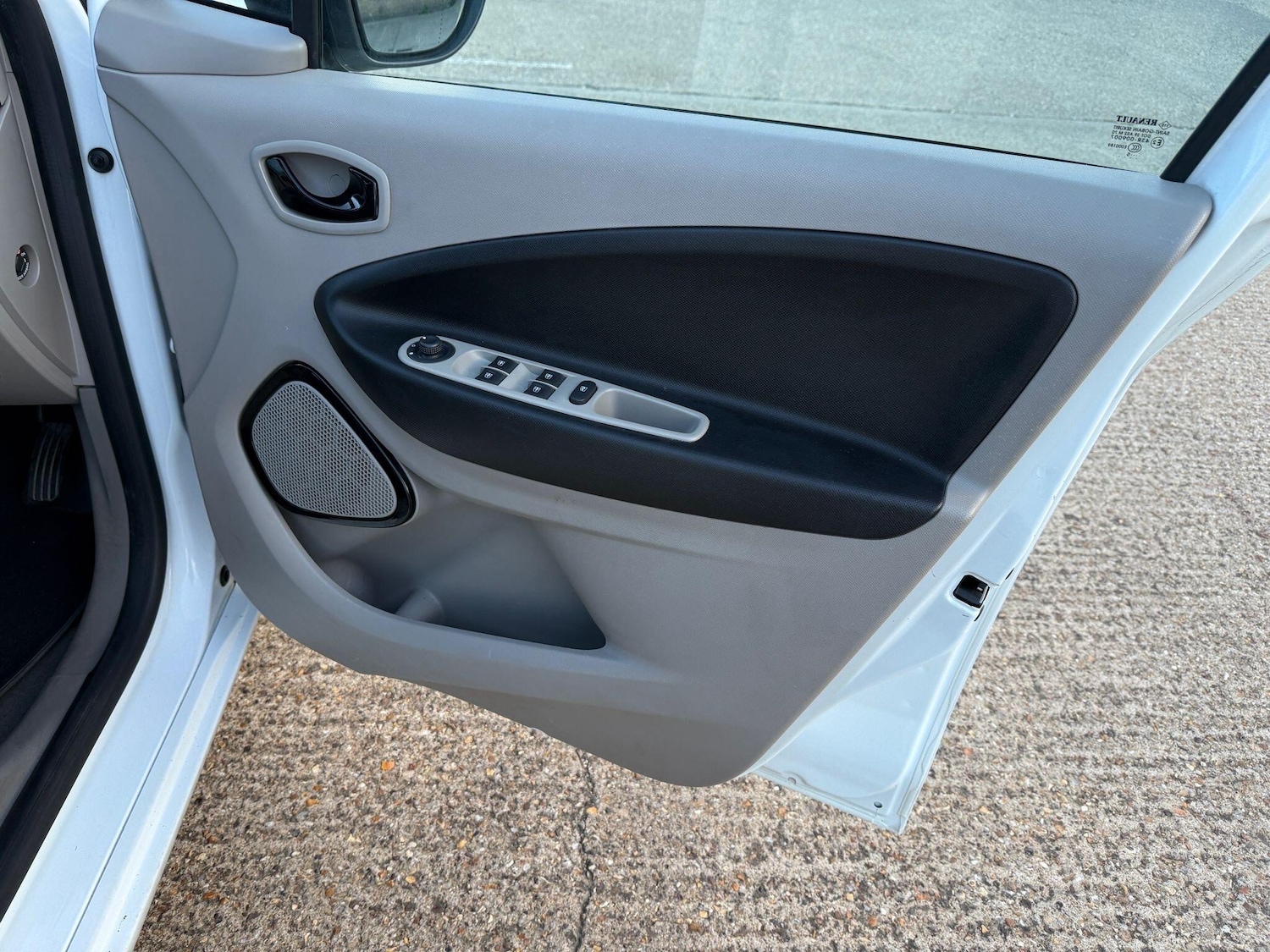 Used Renault Zoe for sale - 76538974: Photo 15