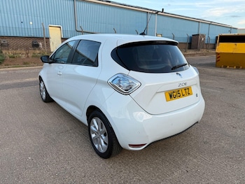 Used Renault Zoe 2015 for sale - 76538974: Photo