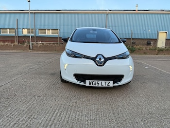 Used Renault Zoe 2015 for sale - 76538974: Photo
