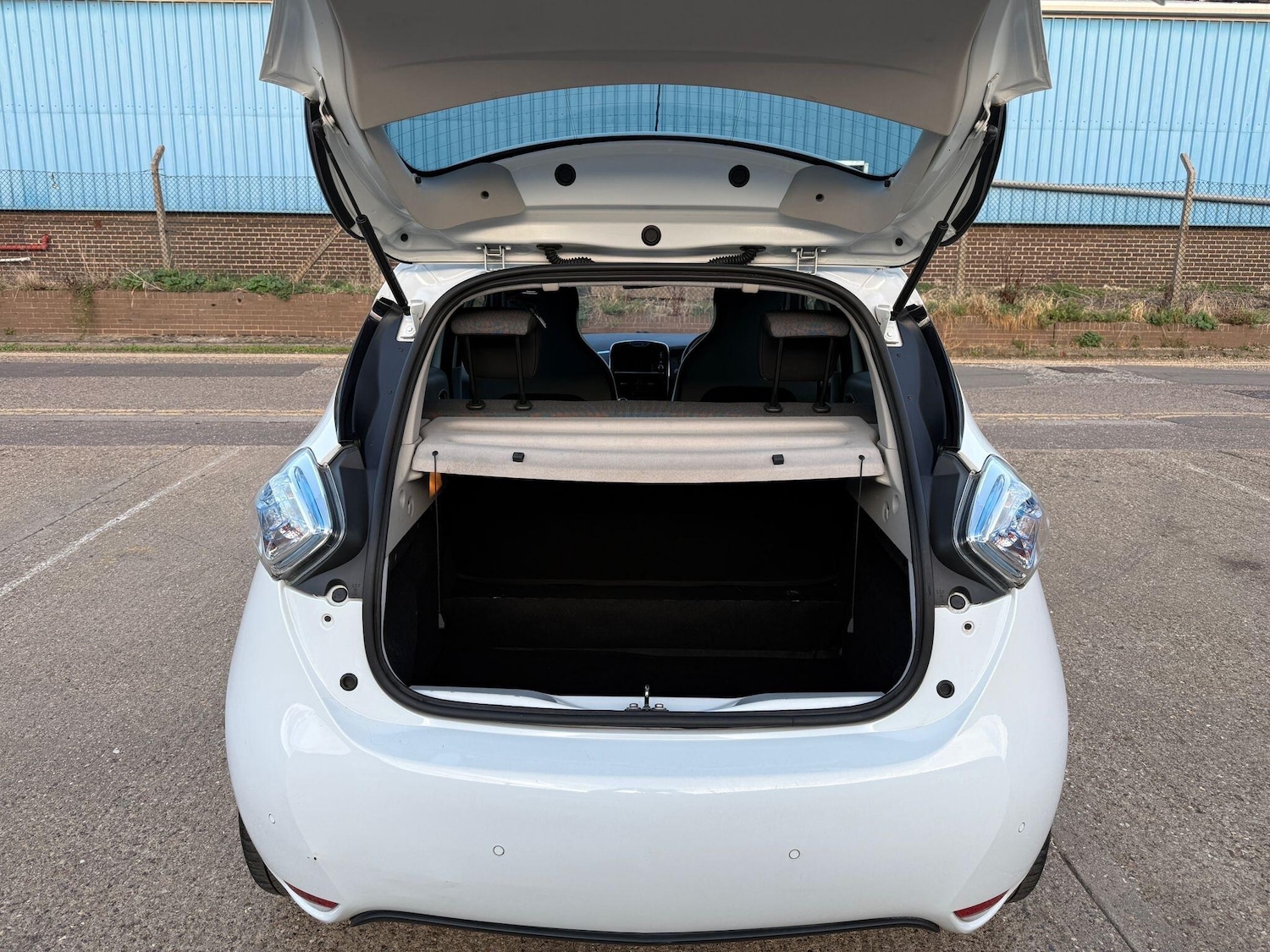 Used Renault Zoe for sale - 76538974: Photo 6