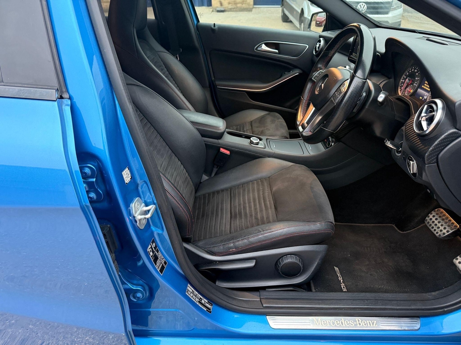 Used Mercedes-Benz A-Class 2013 for sale - 76239529: Photo 8