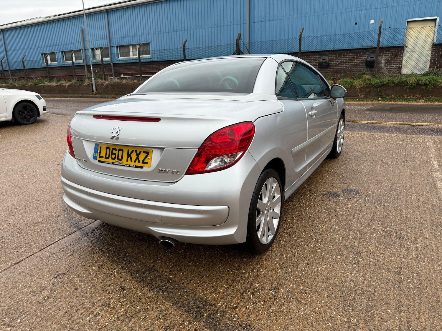 Used Peugeot 207 2010 for sale - 77066428: Photo 8
