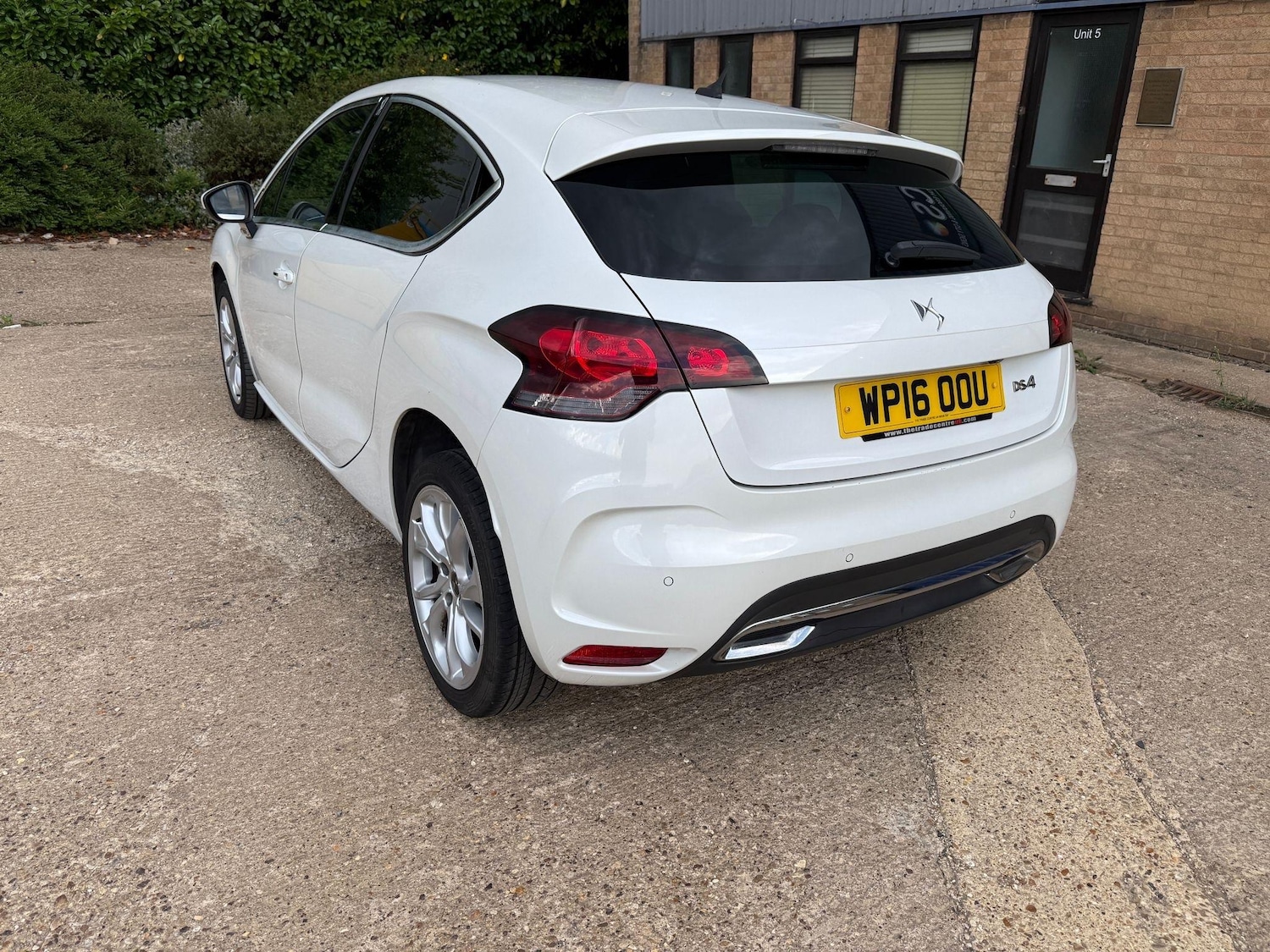 Vehicle 6