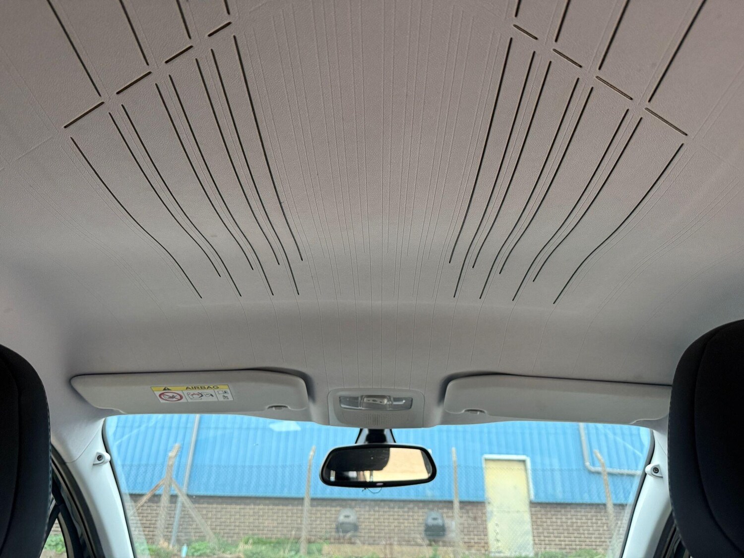 Used Peugeot 2008 2017 for sale - 76094140: Photo 17