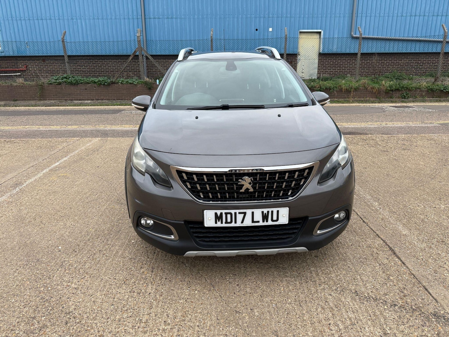 Used Peugeot 2008 2017 for sale - 76094140: Photo 3