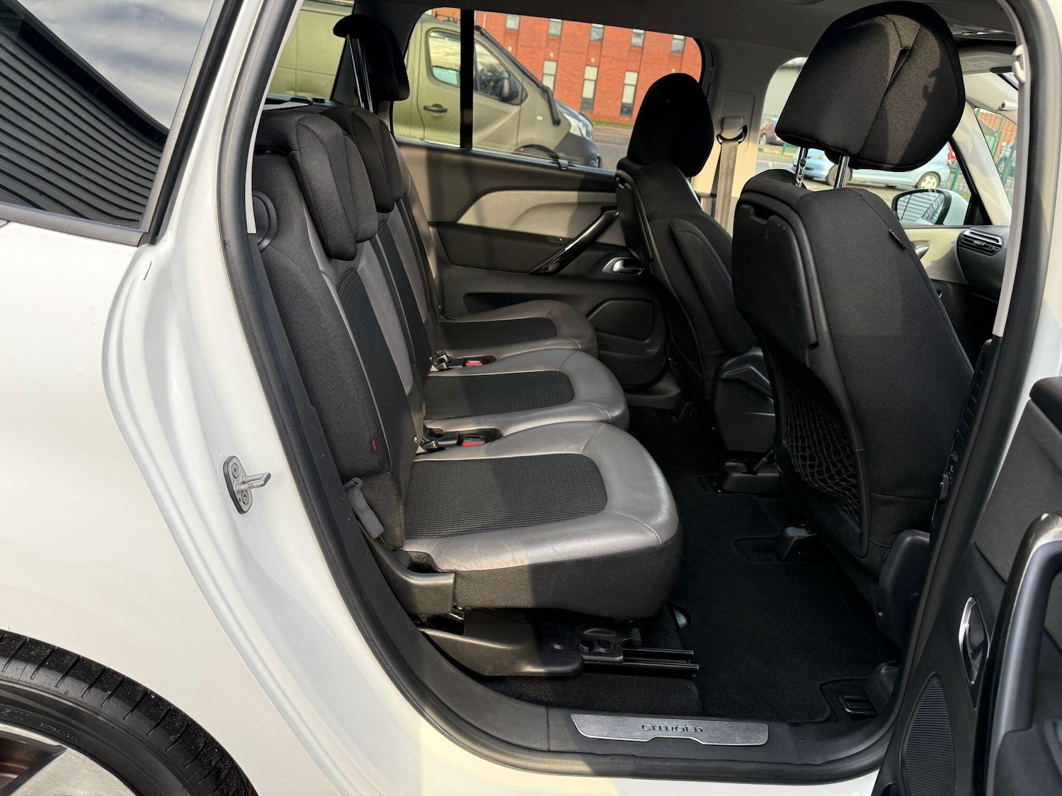 Used Citroen C4 Grand Picasso 2015 for sale - 76752426: Photo 9